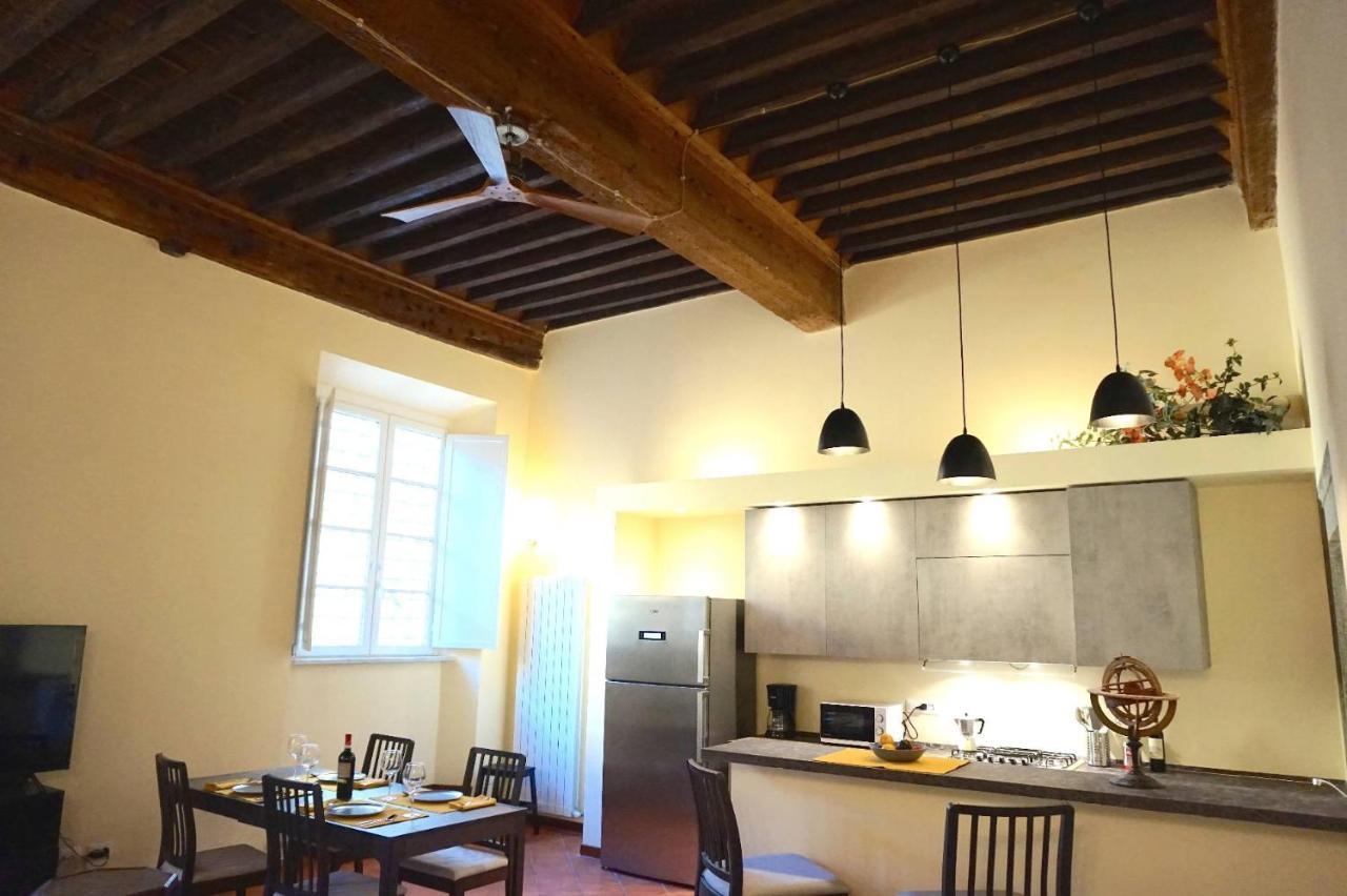 L'Antica Dimora Di Bill Apartman Lucca Kültér fotó
